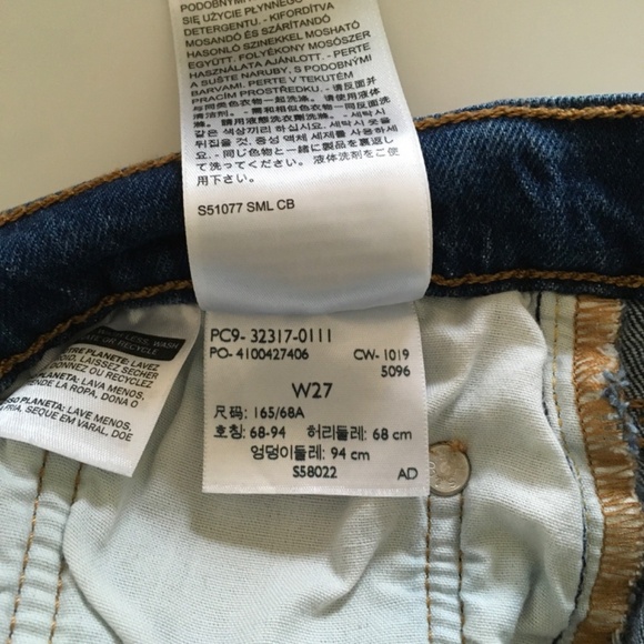 Levis 501 Jeans Shorts Sz 27 Blue Button Fly High Rise Cut Off Raw Hem Mid Wash - Picture 10 of 14